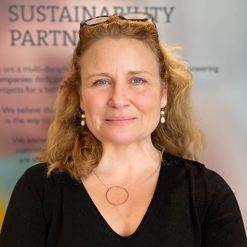 Dr. Stefanie Kendall